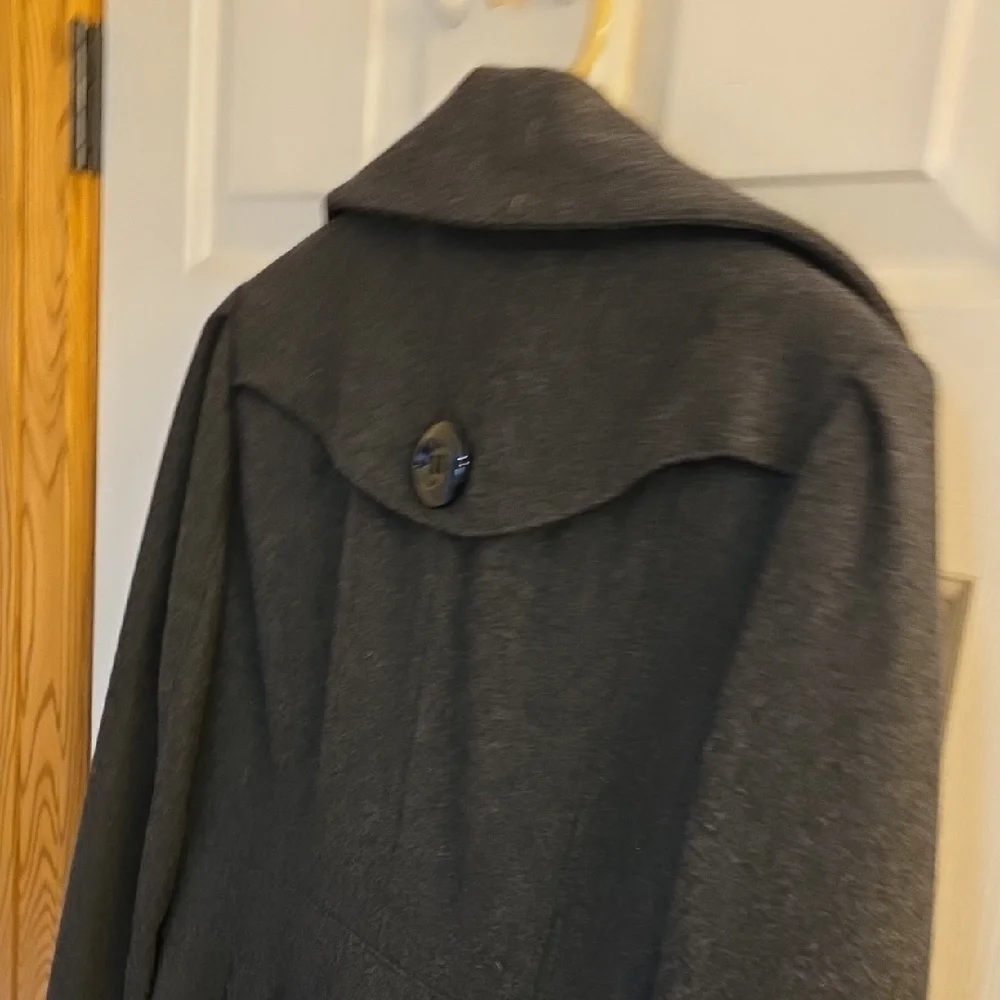 Worthington Gray Pea Coat Timeless Design Womans Size Med - Picture 12 of 12